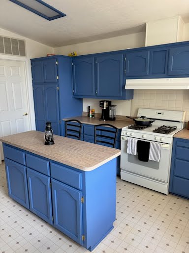 Hunting lodge kitchen prep counters and oven